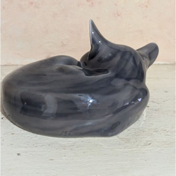 Royal Copenhagen Porcelain Cat Figure Gray Striped Danish figurine - Picture 4 of 7